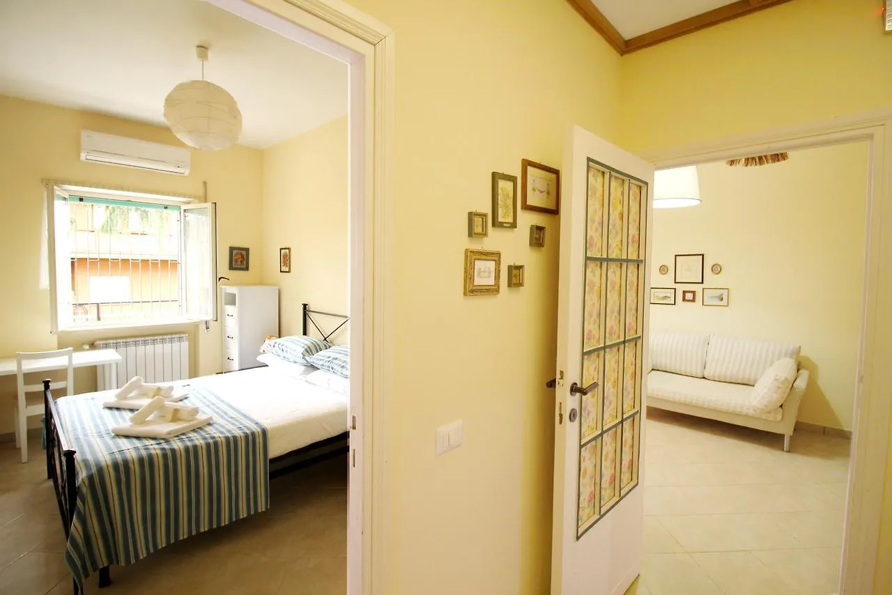 Apartment Elegant Terrace Home Near St. Peter Rome