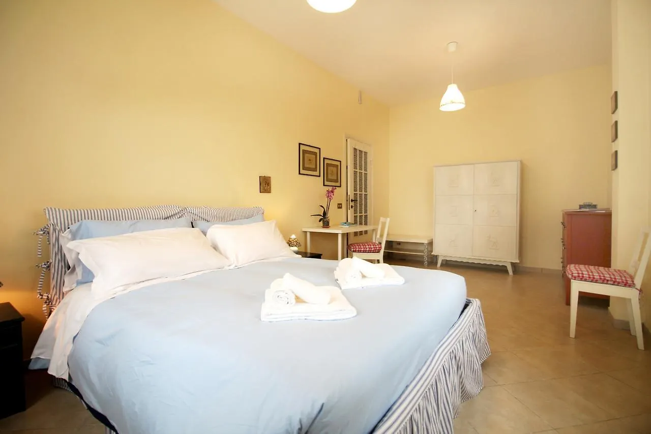 Elegant Terrace Home Near St. Peter Rome Apartment