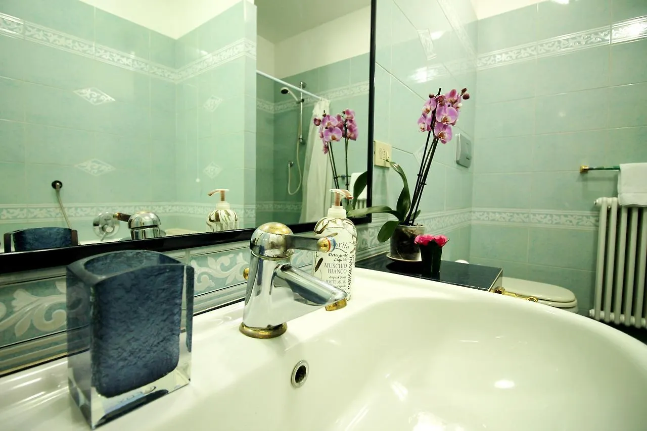 Elegant Terrace Home Near St. Peter Rome Apartment